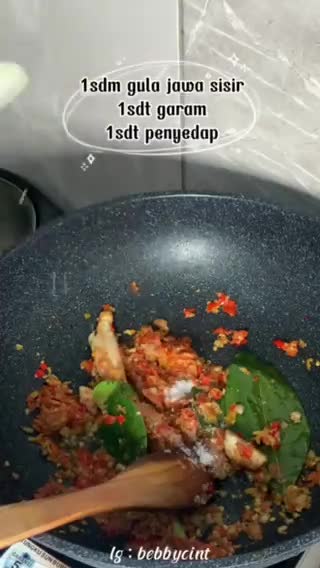 Foto langkah ke 3 dari resep Nasi bakar ayam tempe pedas.