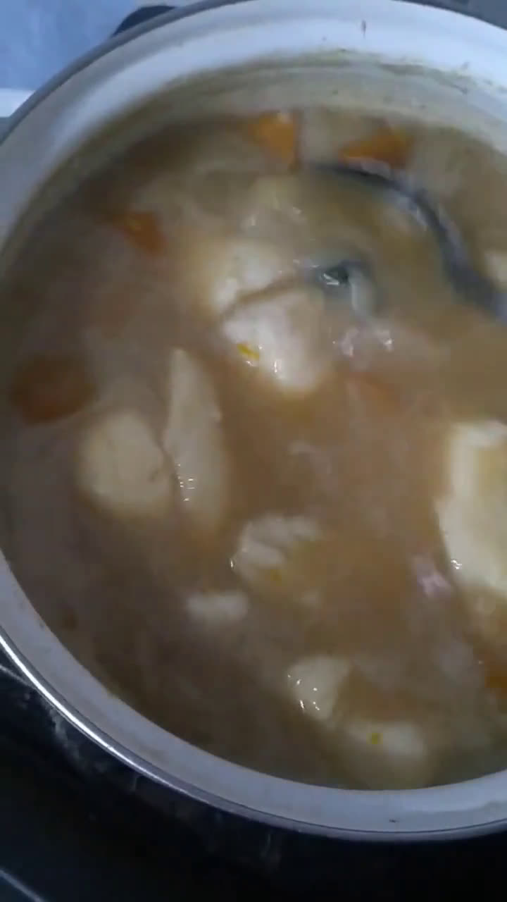 Foto langkah ke 3 dari resep Kolak labu kuning pisang.