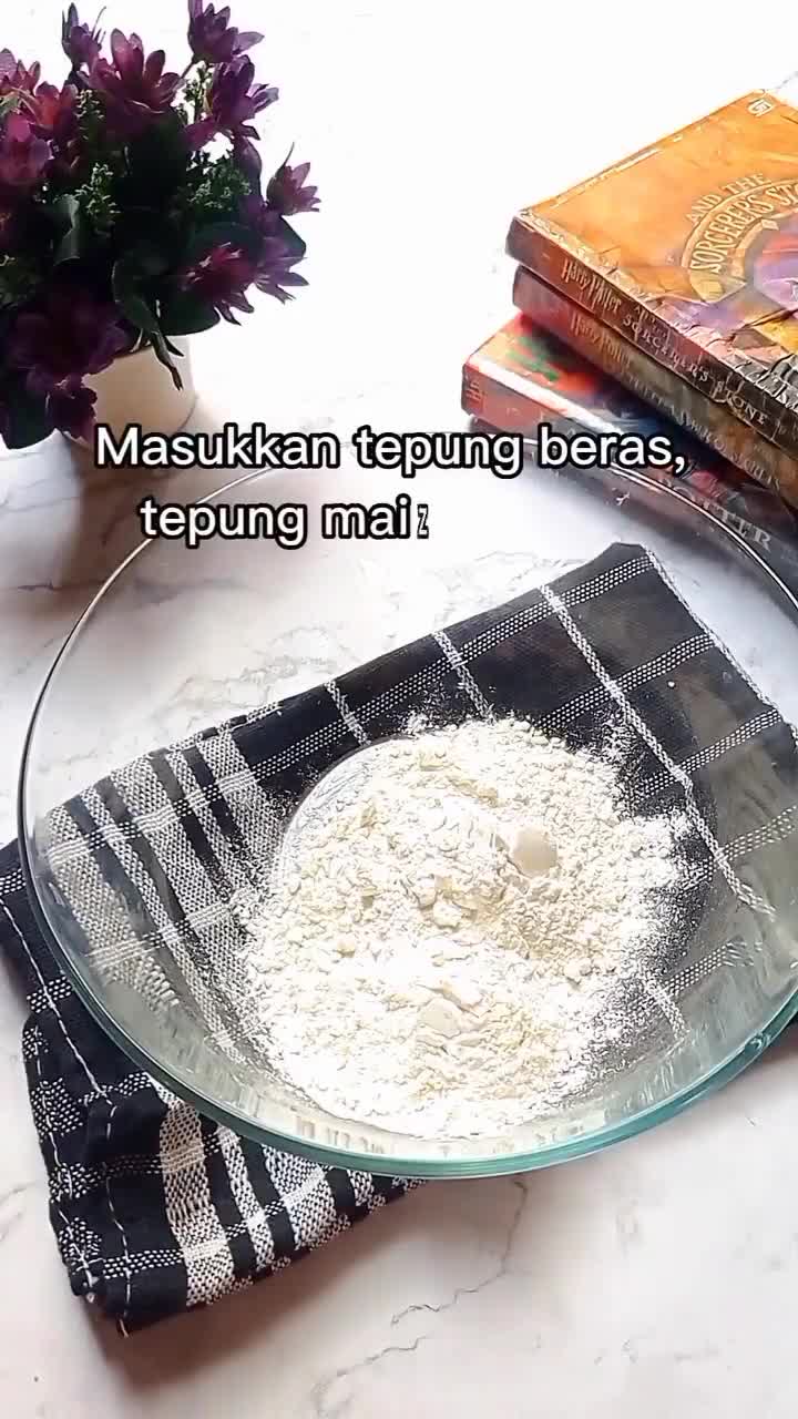 Foto langkah ke 1 dari resep Kue Lekker.