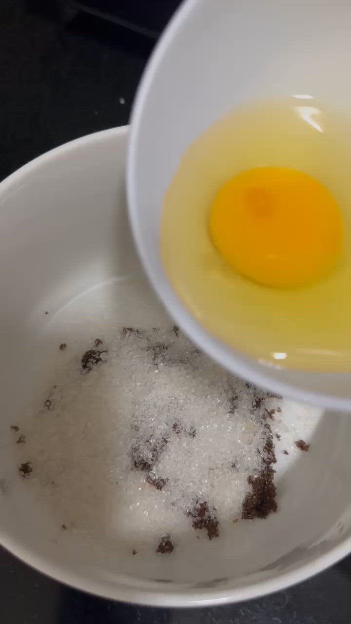 Foto langkah ke 1 dari resep Choco Muffin.
