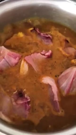 Gambar langkah 2 resipi Asam Pedas Rebus Ayam.
