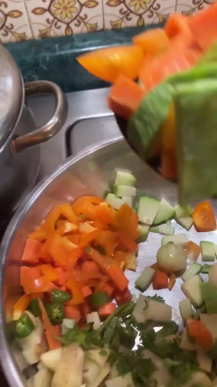 Foto del paso 3 de la receta: Delicioso hígado en caldo con verduras a la @jauregrill