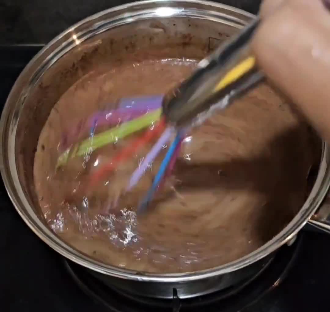 Foto langkah ke 4 dari resep Banana Choco Vla 🍌😋🧆🥧.