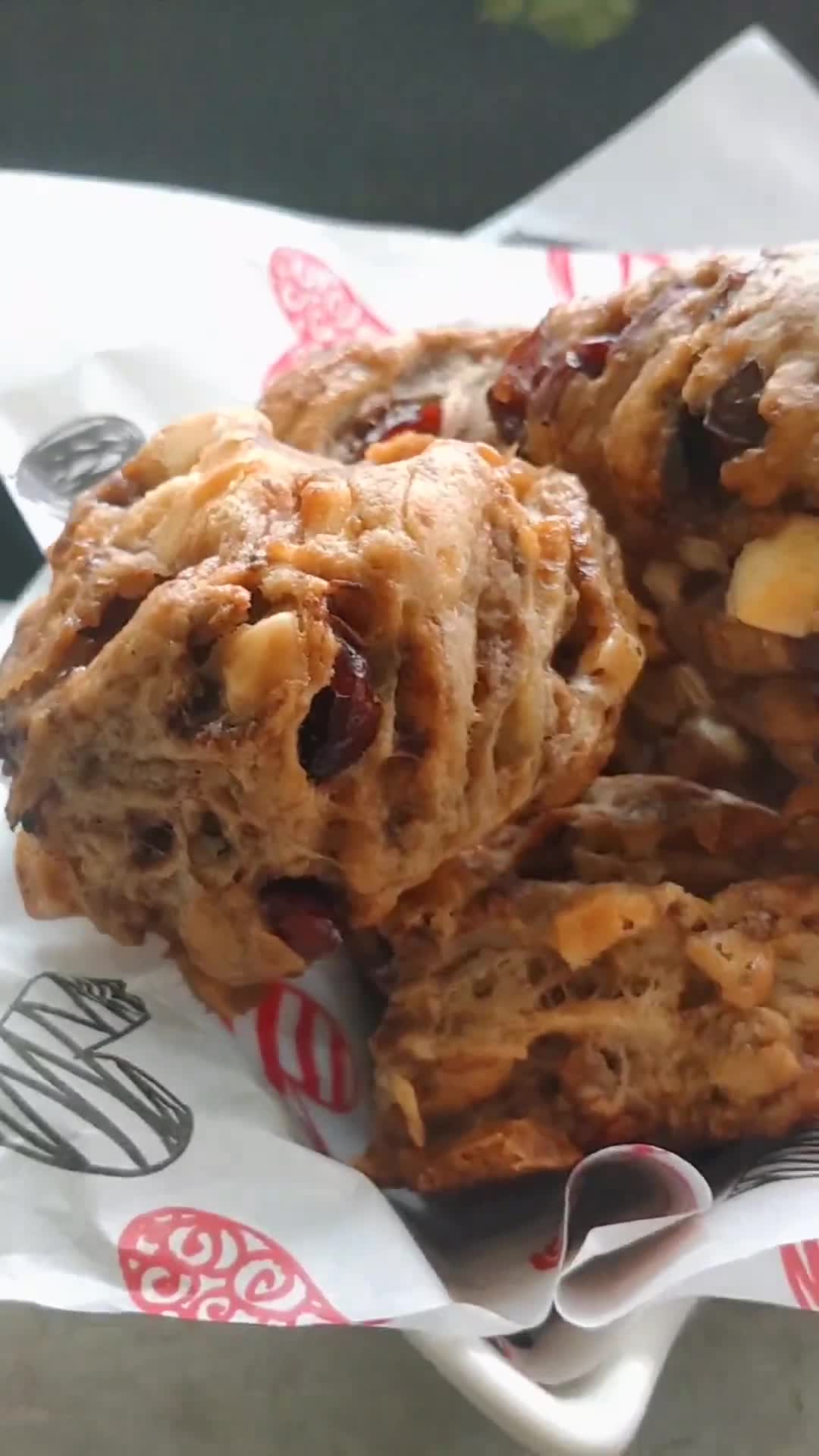 Foto langkah ke 9 dari resep Cheese Beef Scone & Cranberry White choco / Frozen Bread.