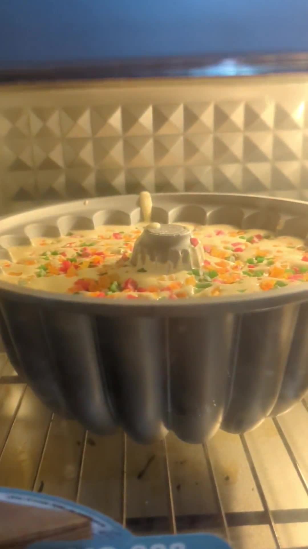 Foto langkah ke 5 dari resep Bolu Sukade.