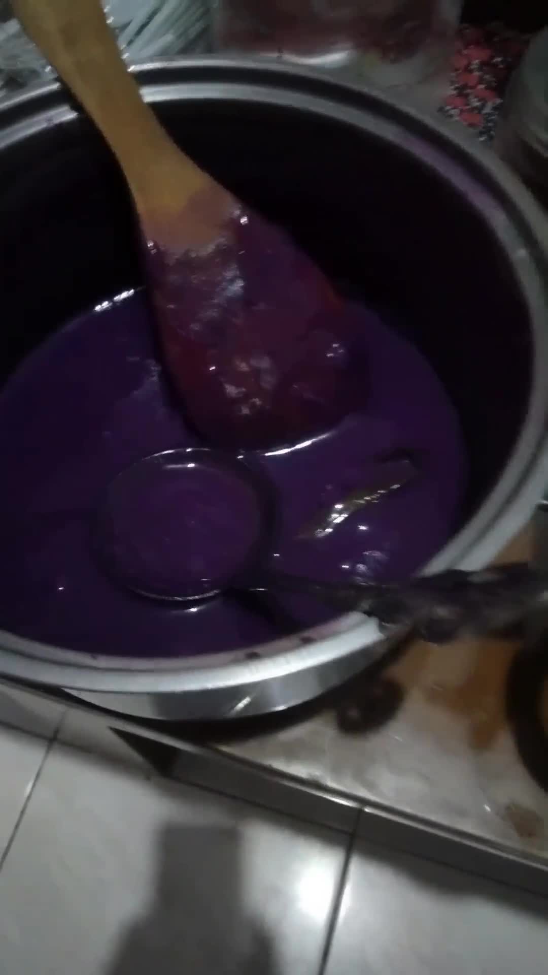 Foto langkah ke 5 dari resep Bubur Ubi Ungu.