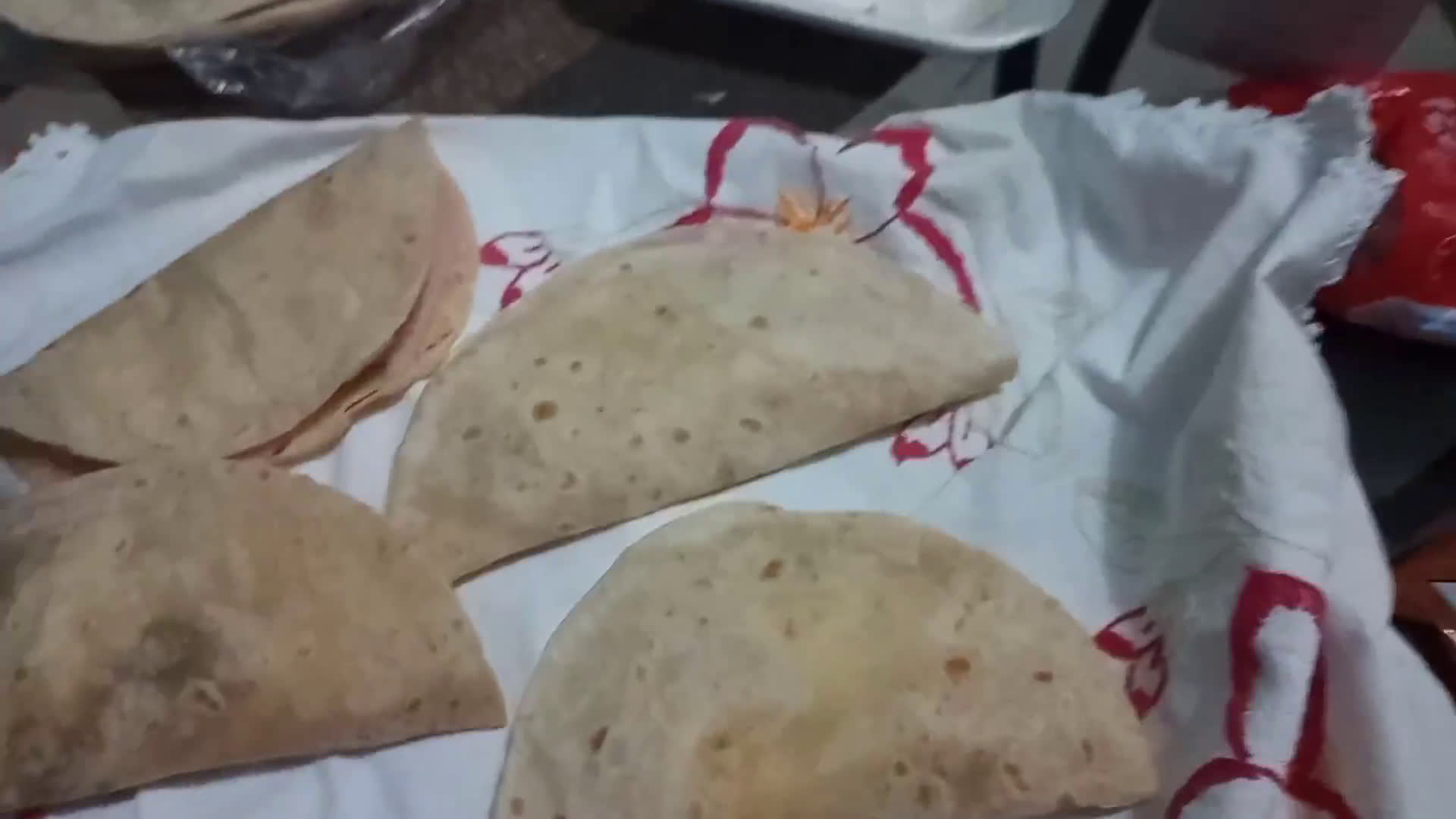 Foto del paso 2 de la receta: Sincronizadas para una cena ligera