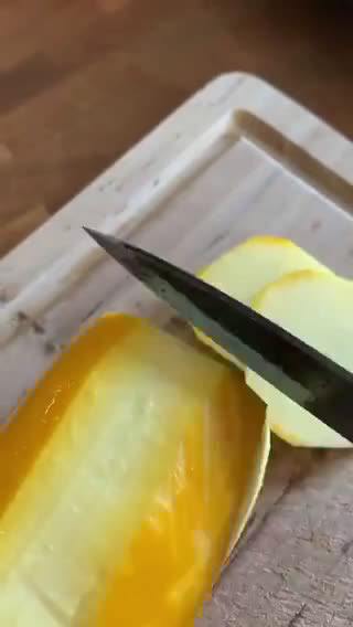 Une image de l'étape 5 de ☆Tarte Rustique aux Courgettes Jaunes☆.