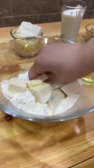 صورة لخطوة 2 من وصفة كيش بالتونة