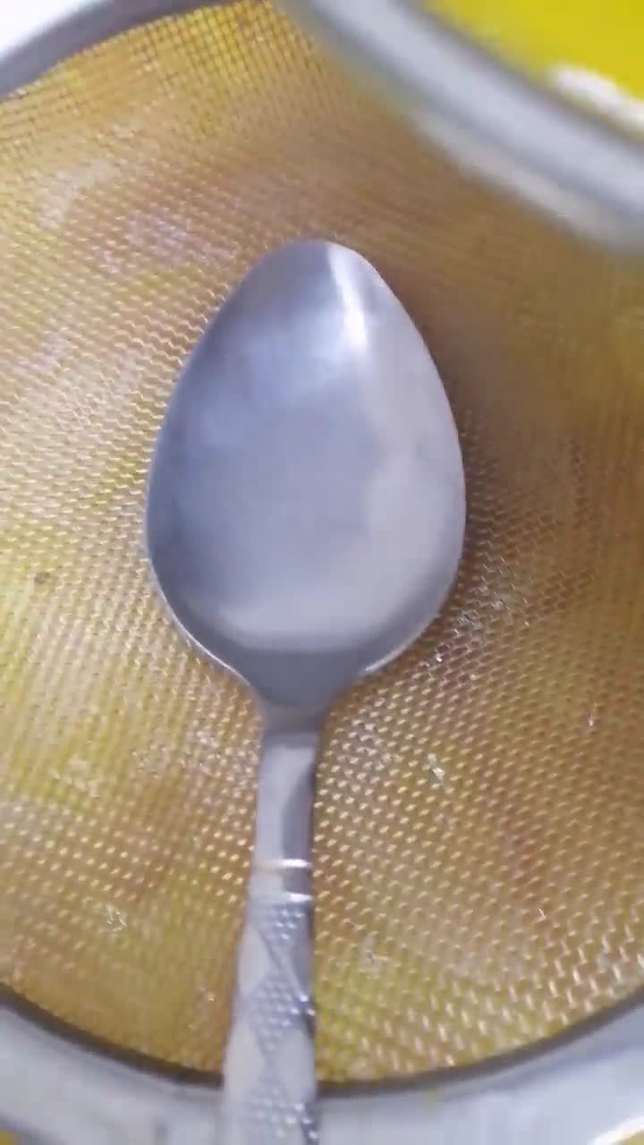 صورة لخطوة 5 من وصفة تشيز كيك بالخوخ والرمان طعم خررررفي 😋