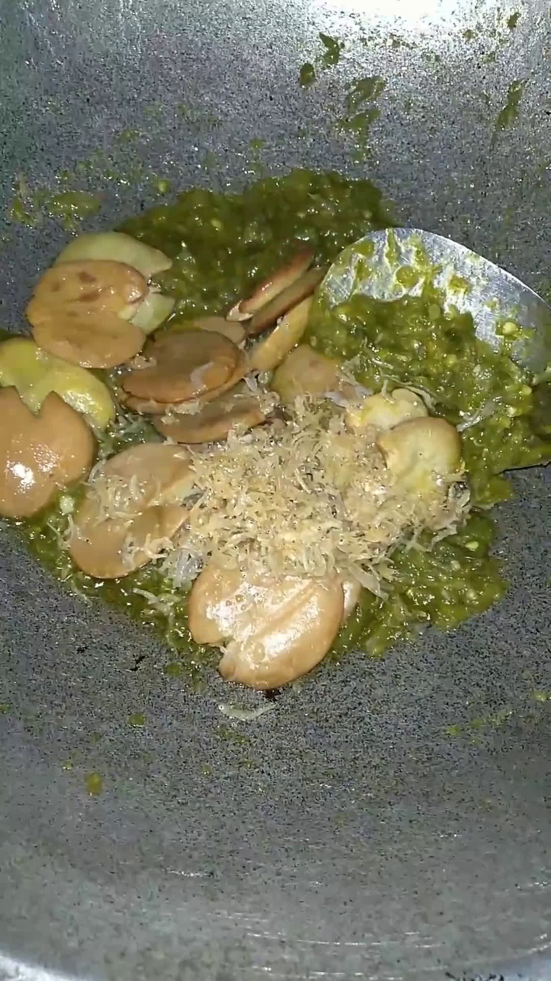 Foto langkah ke 4 dari resep Jengkol Cabe Ijo.