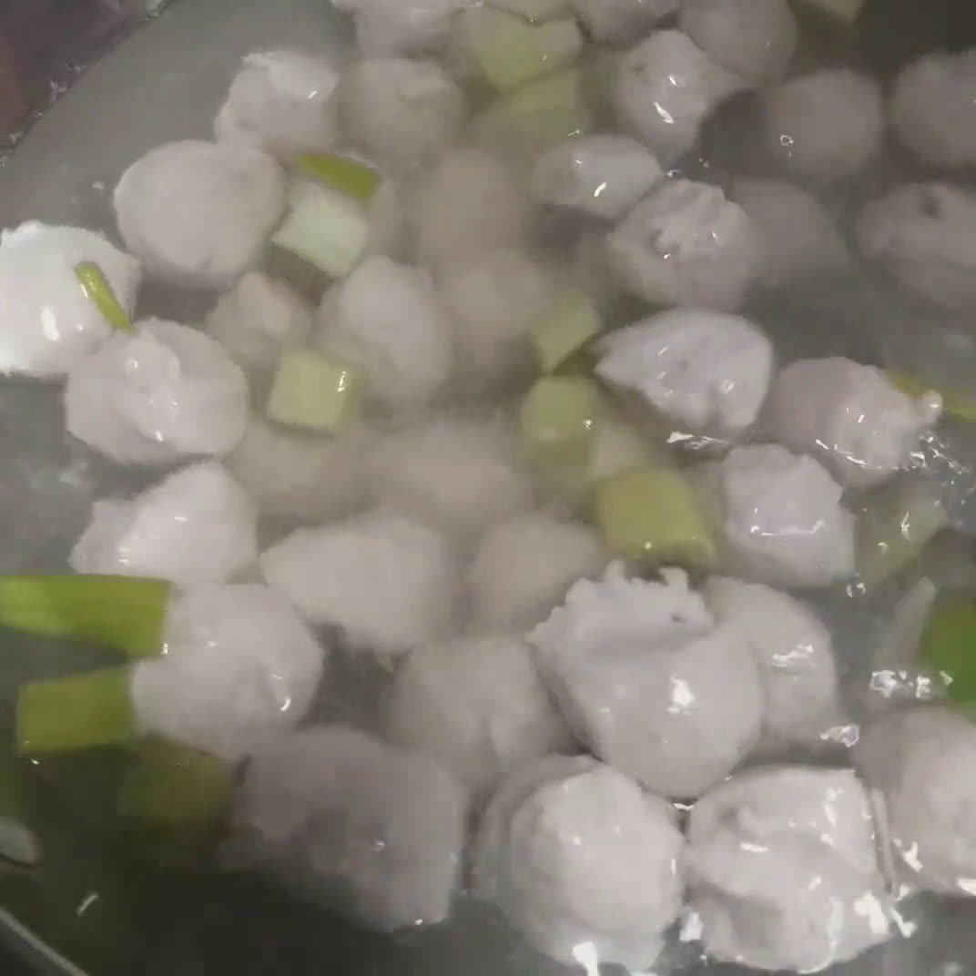 Foto langkah ke 8 dari resep Bakso Ayam | Baso Ayam.
