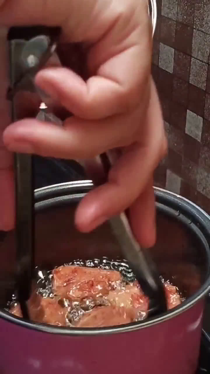 Foto langkah ke 4 dari resep Perkedel Kornet Praktis (Tanpa Kentang).