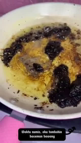 Foto langkah ke 2 dari resep Semur bumbu instan Bamboe.
