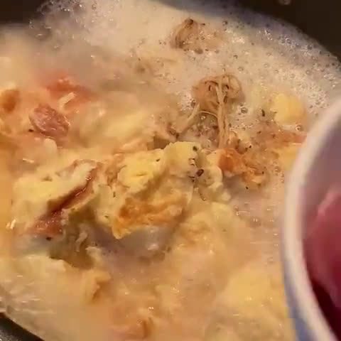 รูปขั้นตอนการทำที่ 4 ของ ต้มจืดไข่น้ำ ลูกชิ้นปลาภูเก็ต หมูนุ่ม
