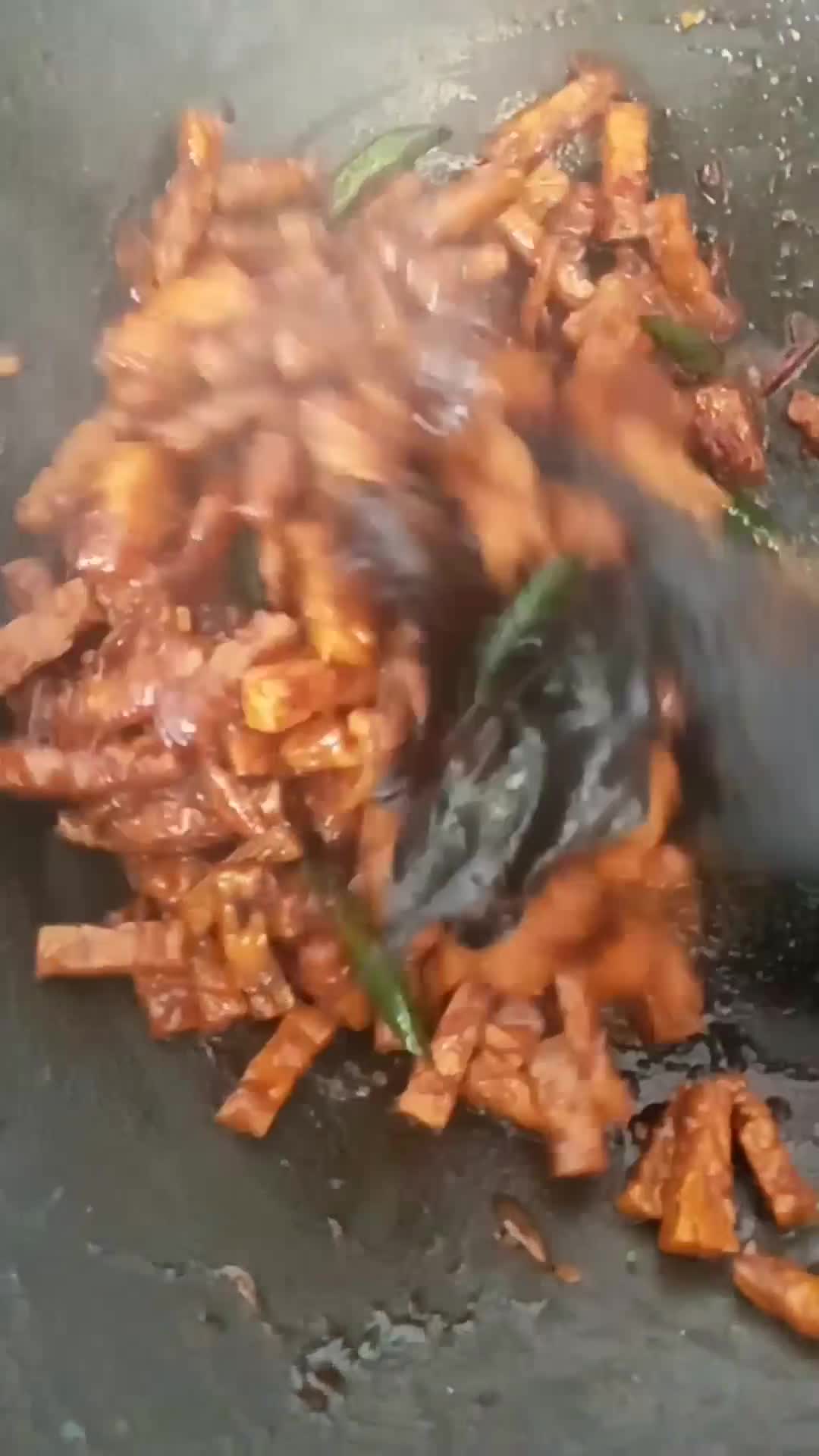 Foto langkah ke 4 dari resep Orek Tempe Pedas Manis.