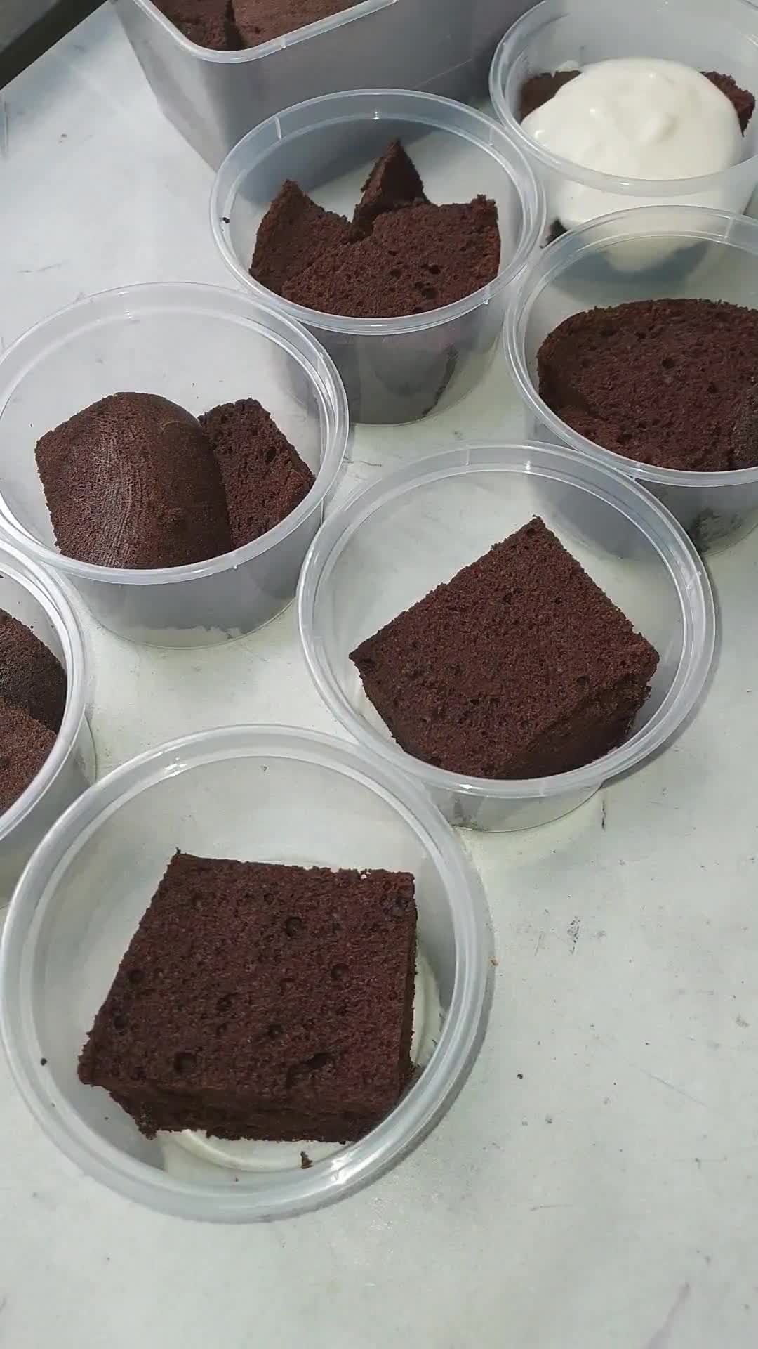 Foto langkah ke 5 dari resep Dessert Cup.