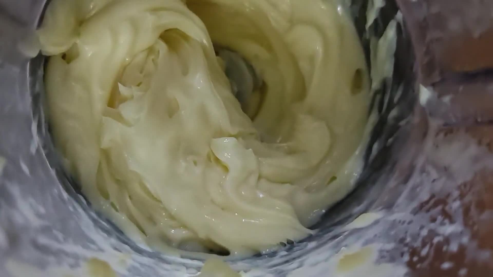 Foto langkah ke 1 dari resep Butter Homemade.