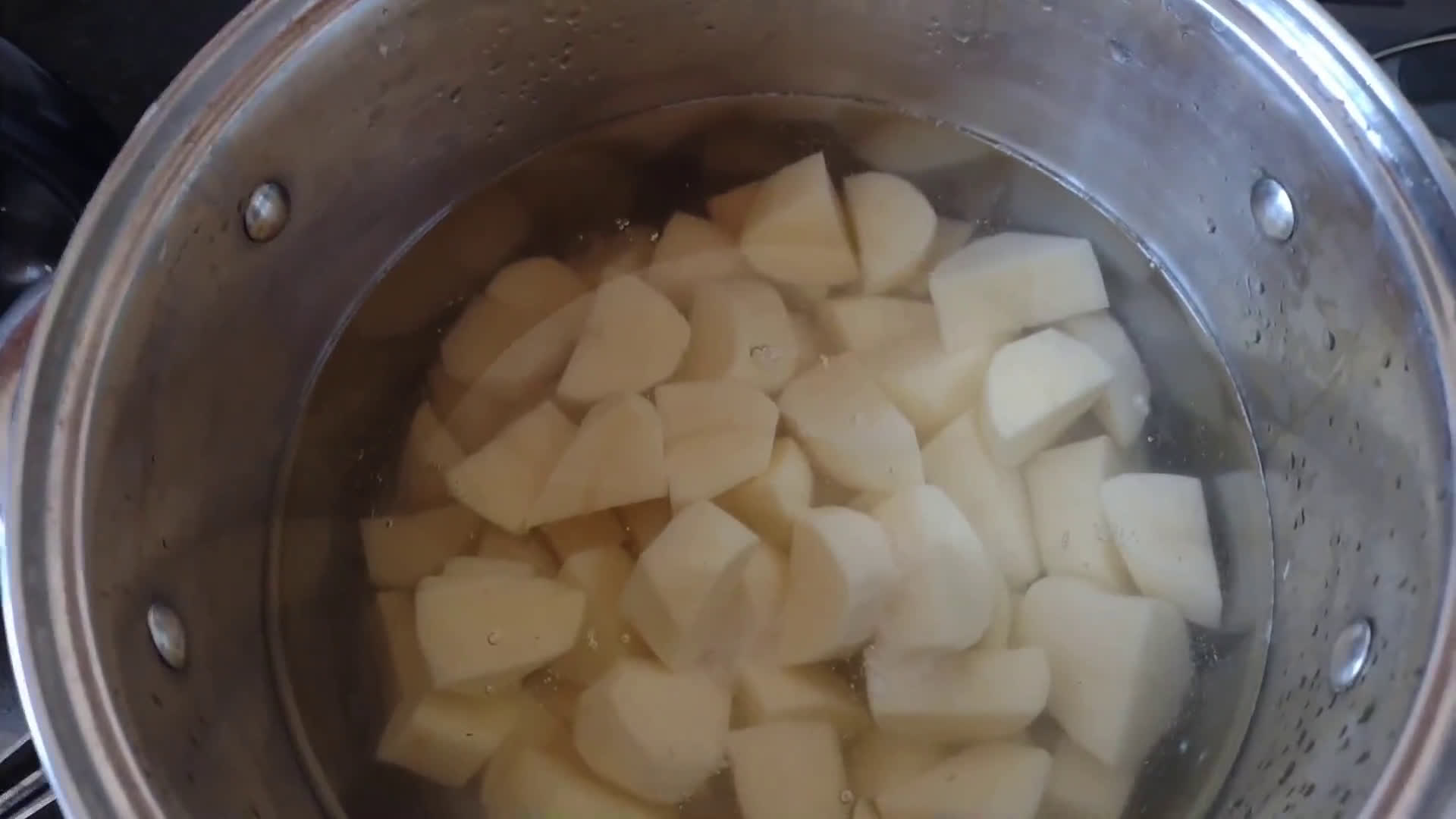 Foto del paso 1 de la receta: Ñoquis de papas y calabaza