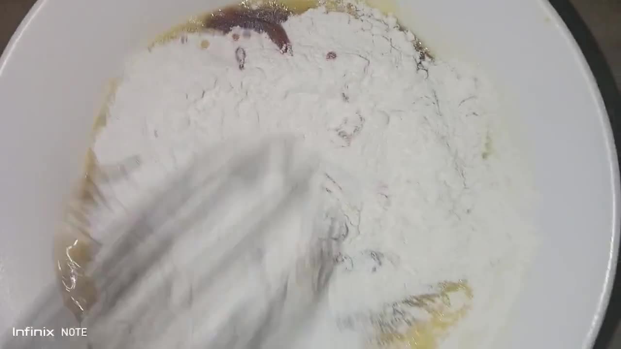A picture of step 4 of Honey pancake.