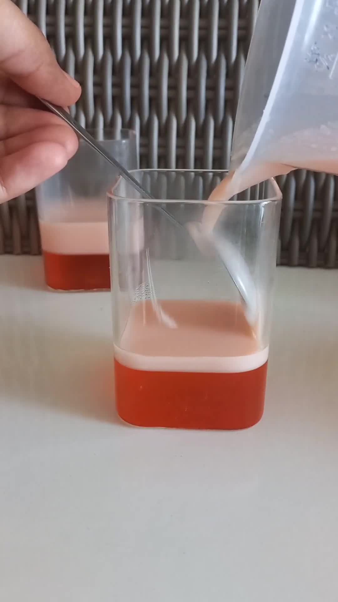 Foto langkah ke 2 dari resep Puding White Choco.