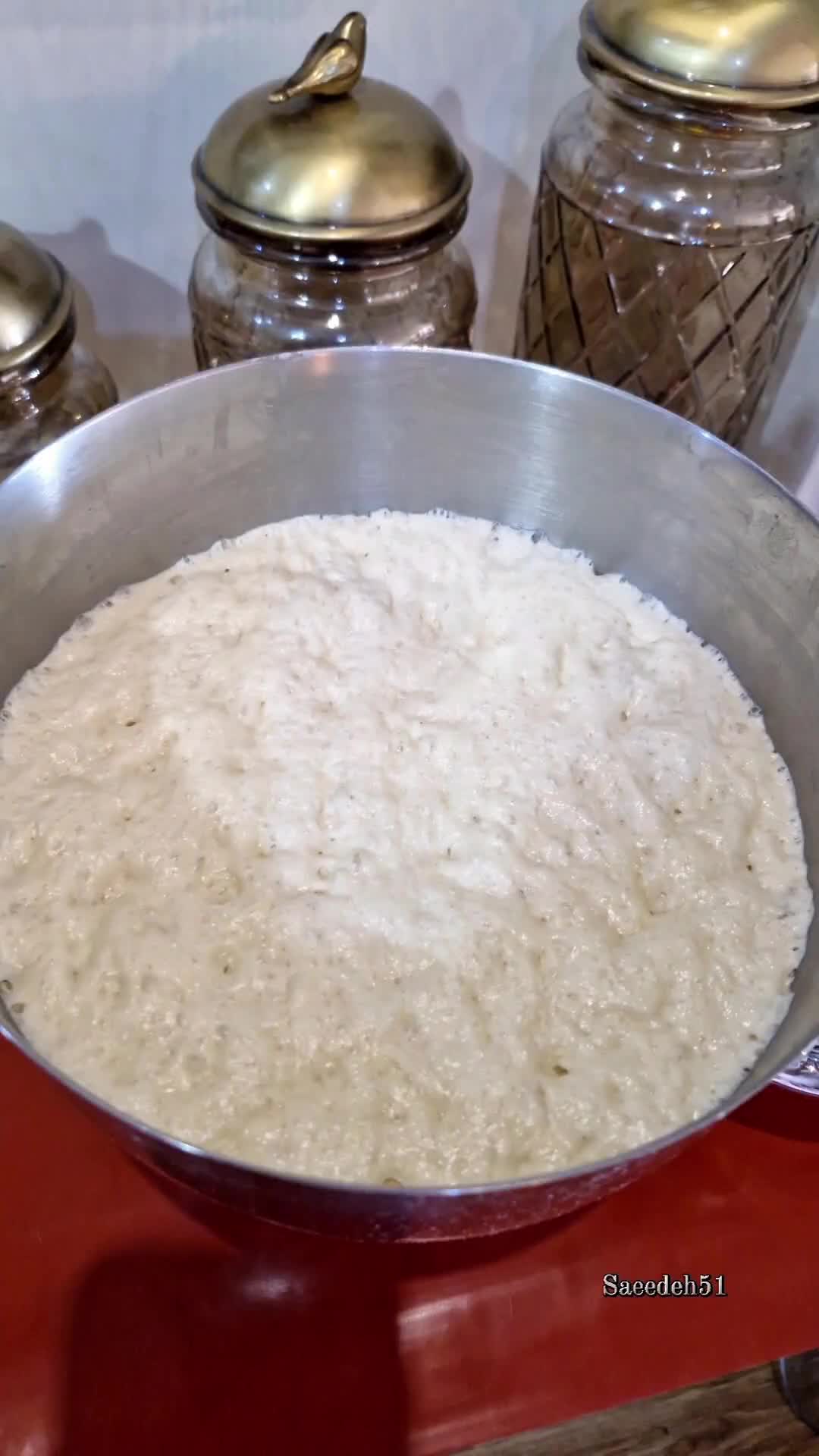 عکس مرحله 1 از دستور نان پیتزای نیمه آماده