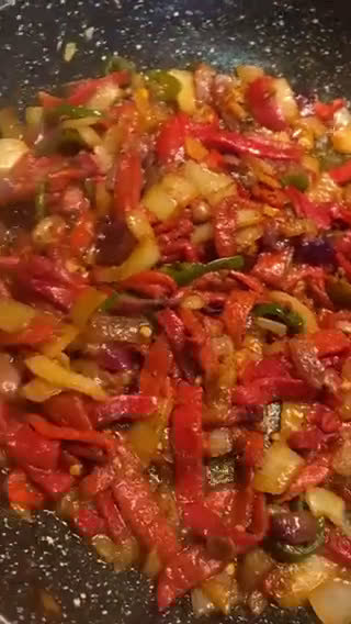 Foto del paso 5 de la receta: Shakshuka de pimientos asados