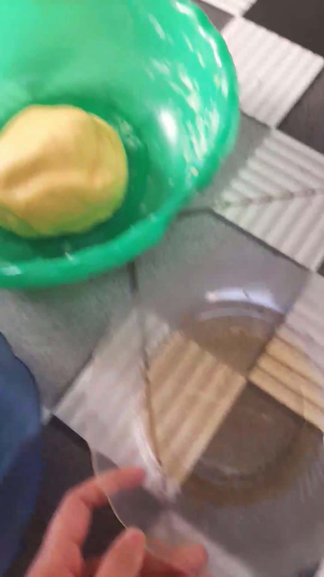 Foto langkah ke 6 dari resep Telur Gabus Keju.