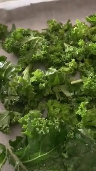 Foto del paso 2 de la receta: Chips de Kale