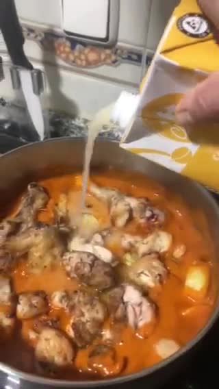 Foto del paso 12 de la receta: Guiso de pollo con patatas