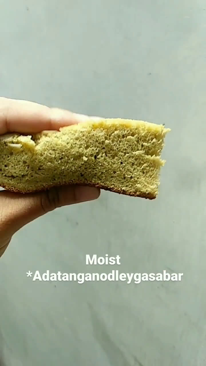 Foto langkah ke 4 dari resep Green tea almond cake (rice cooker).