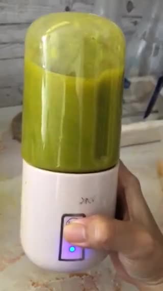 Foto langkah ke 2 dari resep 484. Jus Selada Mangga.