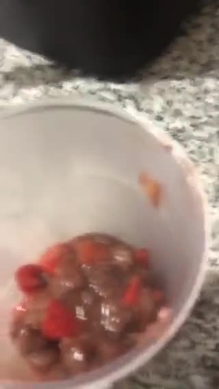 Foto del paso 4 de la receta: Chipirones 🦑 en salsa de tomate