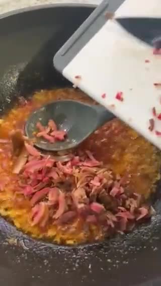 Foto langkah ke 4 dari resep Sayur Singkong Kecombrang.