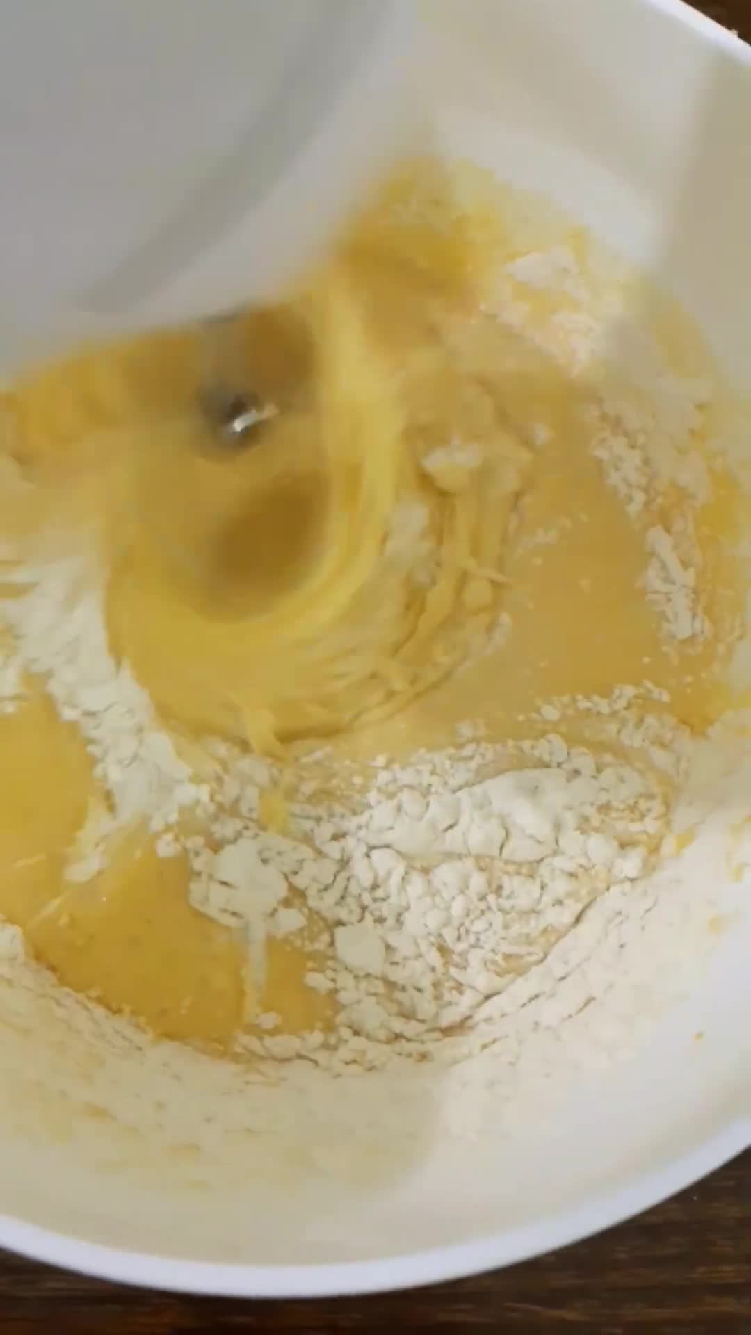 عکس مرحله 3 از دستور کیک مربای پوست پرتقال و هویج 😍😋