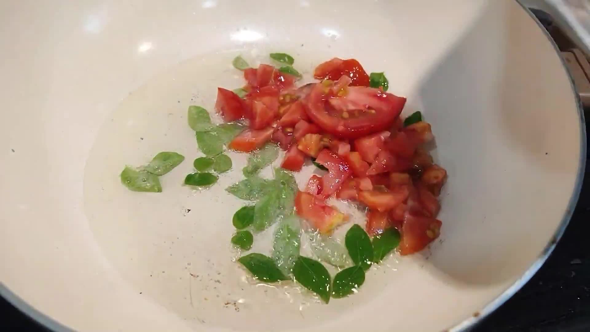નવસારી પાવ બટાકા (Navsari Famous Pav Bataka Recipe In Gujarati) રેસીપી સ્ટેપ1ફોટો