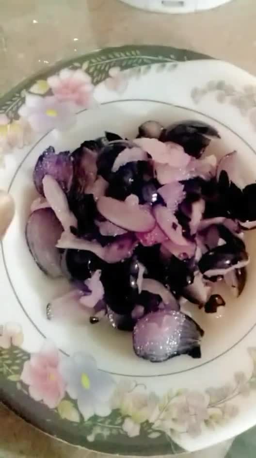 A picture of step 1 of Java plum (jamun) juice 🍹.