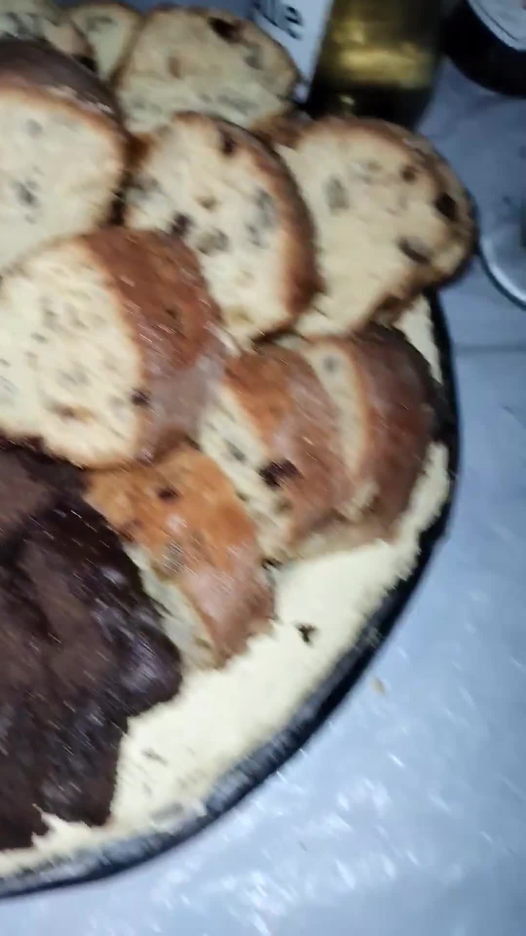 Foto del paso 4 de la receta: Budines de cacao amargo y de limón!! Con baño de glasé!!