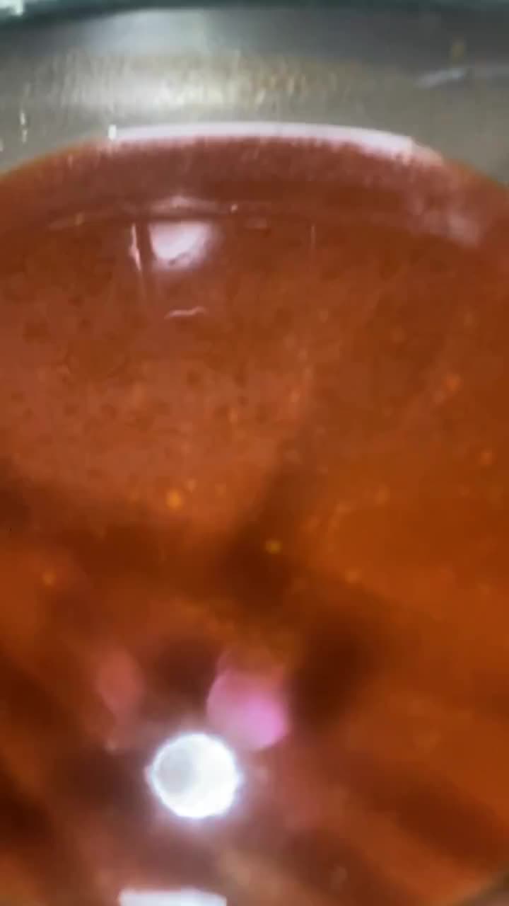 Foto del paso 2 de la receta: Chilaquiles rojos a la jaure