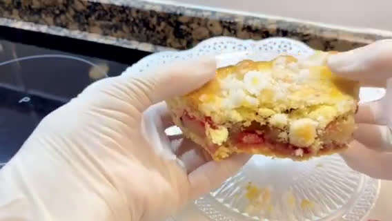 Foto del paso 21 de la receta: Pastel de cerezas con mazapán