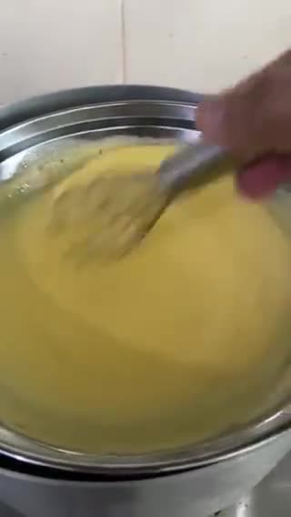 Gambar langkah 2 resipi Lemon curd.