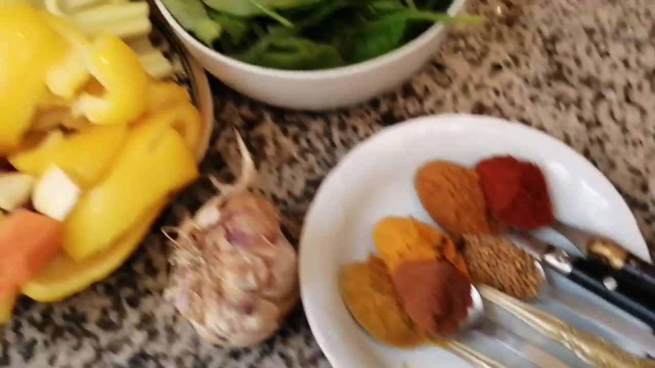 Une image de l'étape 2 de Soupe vegan🍲 légumes d'automne🥕🥦🥬🌶️.