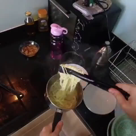 Foto langkah ke 8 dari resep Mie Ayam Jamur Rumahan (step video).