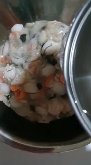 Foto langkah ke 1 dari resep Tumis Scallops/Kerang Simping Daun Kari.