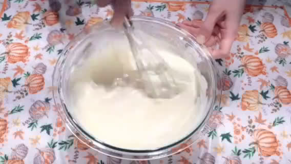 Hình bước làm 4 của món Bánh kem phomai đơn giản (Basic cheesecake)