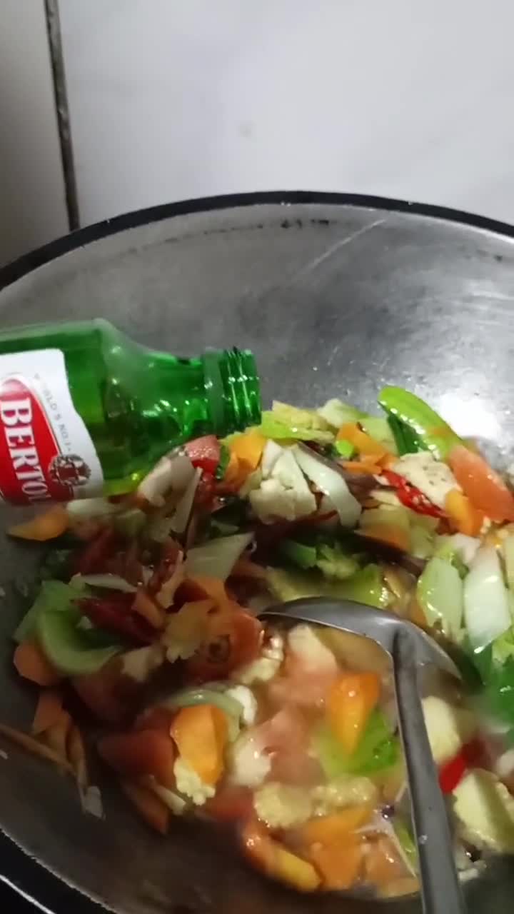 Foto langkah ke 2 dari resep Cap Cay kuah Simple.