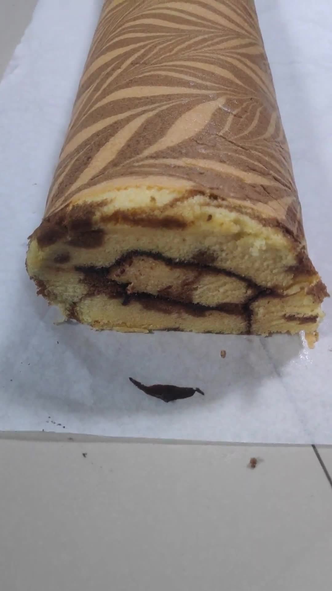 Foto langkah ke 7 dari resep Bolu gulung ekonomis 6 TELUR, By tintin rayner.