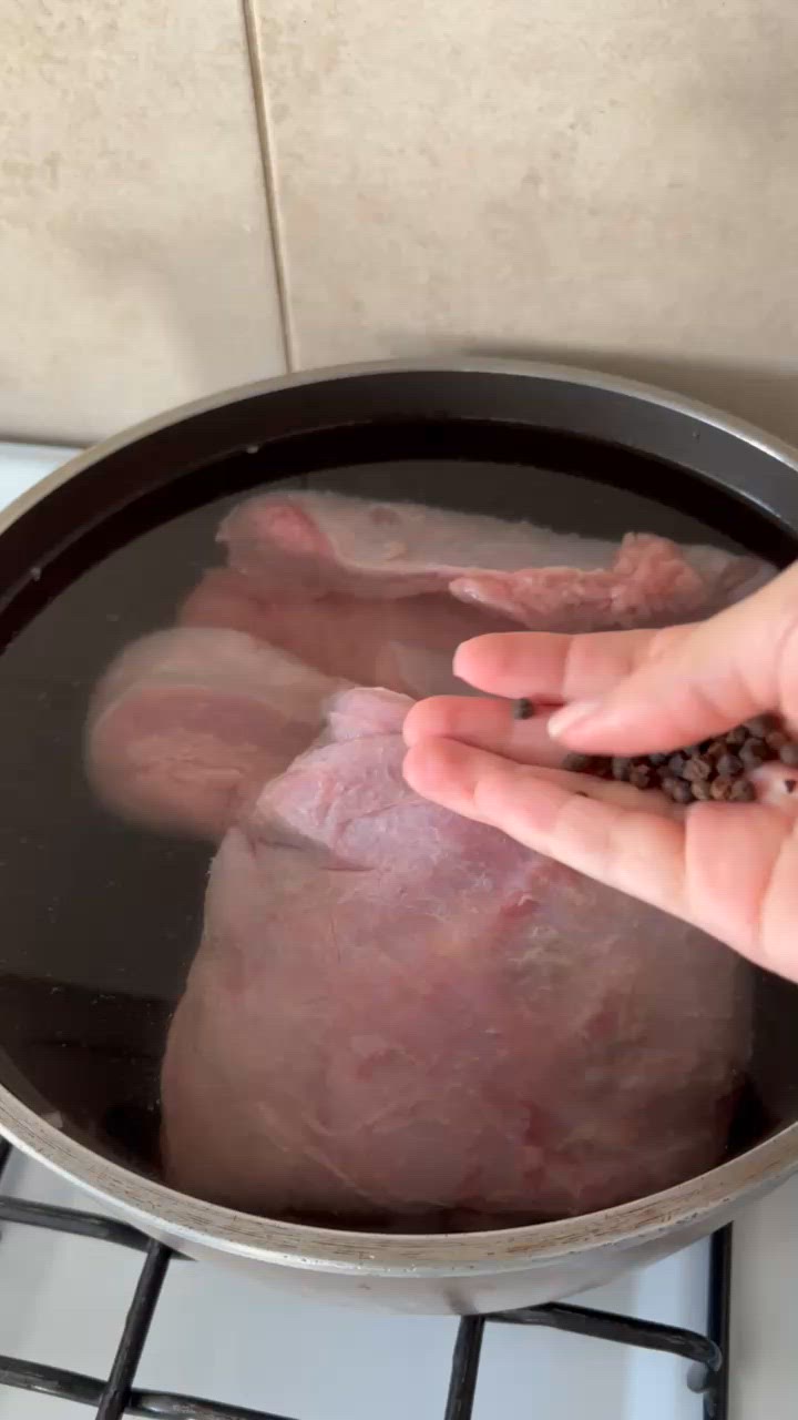 Foto del paso 1 de la receta: Empanadas Tucumanas! Con Matambre 😋 🇦🇷