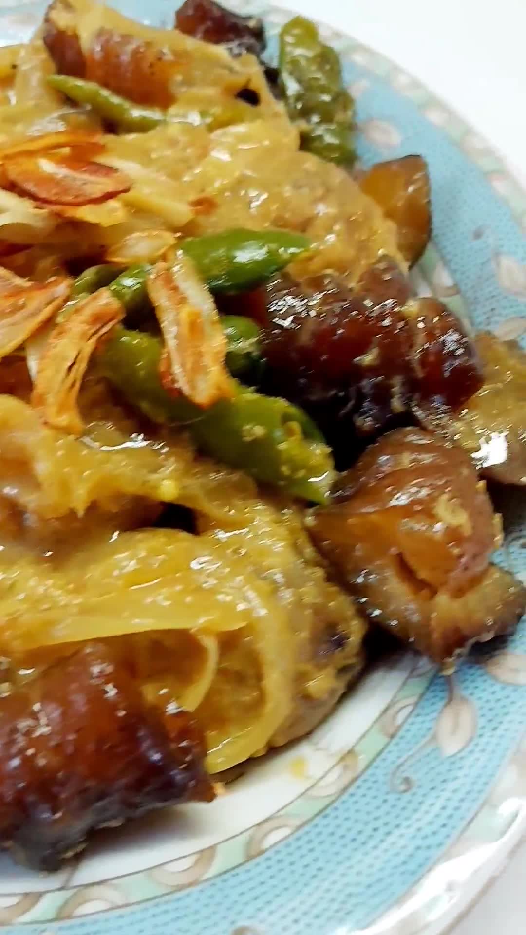Foto langkah ke 5 dari resep Sayap ayam bumbu kuning.