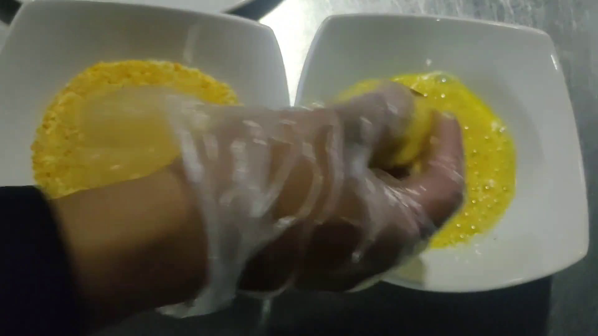 Foto langkah ke 3 dari resep Roti Goreng.